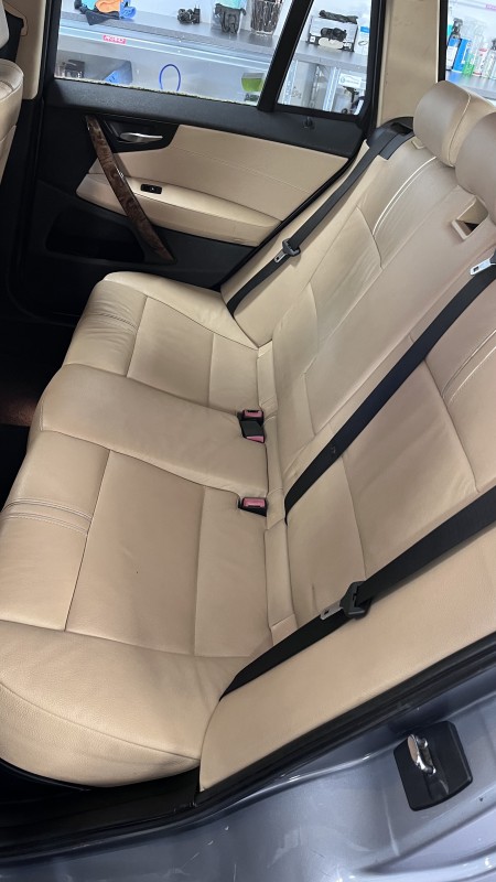 Nettoyage dégraissage des cuirs à Coueron Loire Atlantique